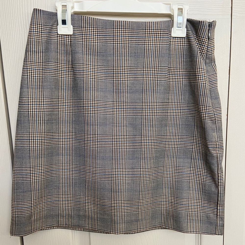 Dynamite plaid skirt